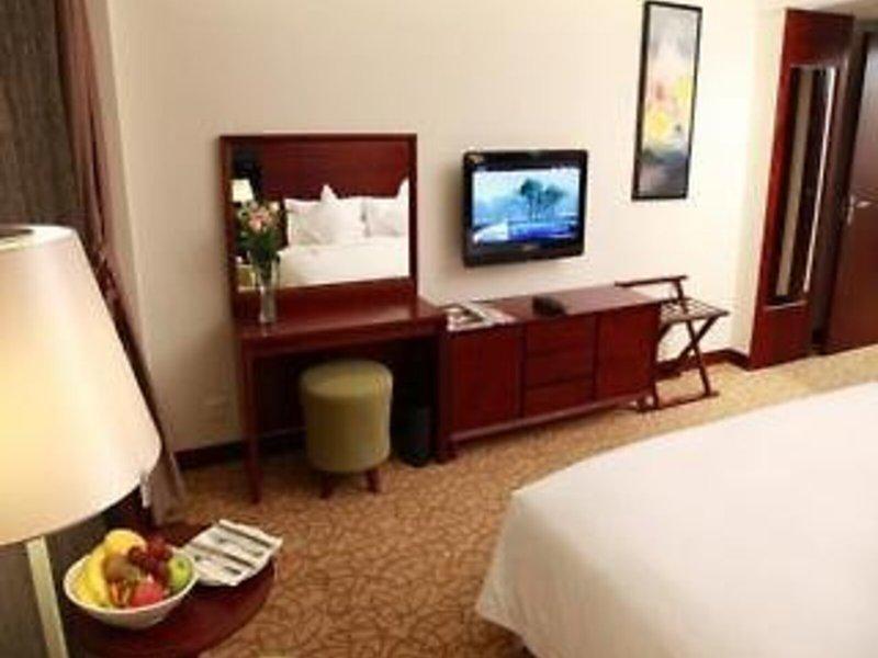 63BAC82577469F839501B1E589AC393E