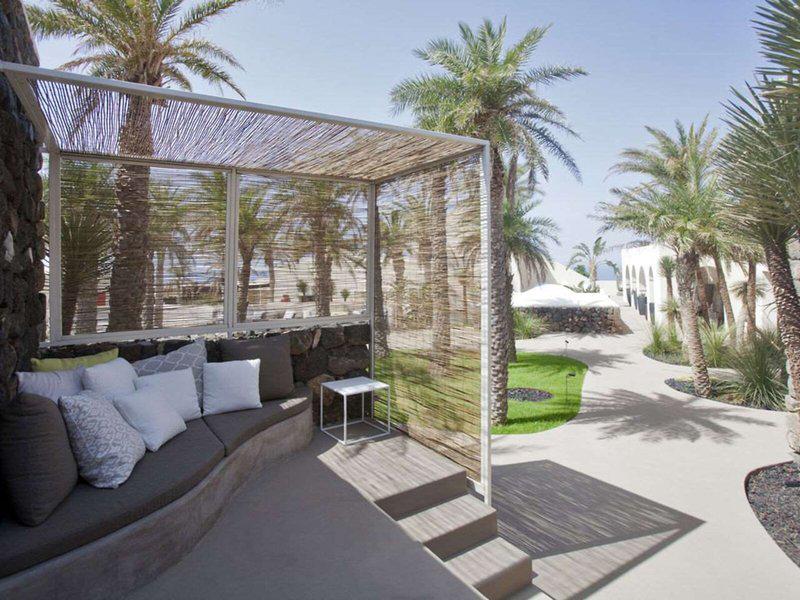 2B2616D8201CB2674C8D94EAE713F877