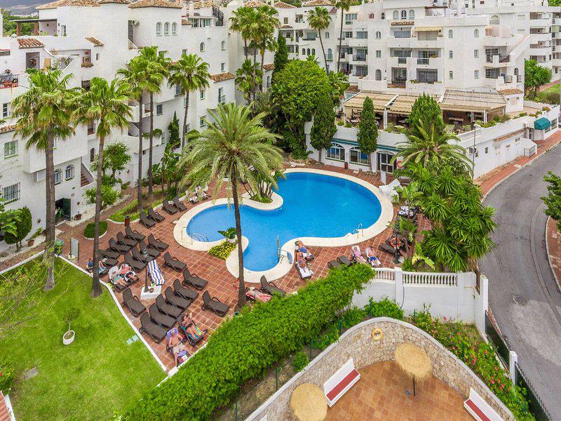 DCCC147A2AC615843810A1BC530357C6