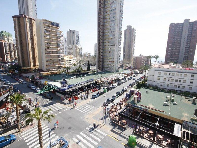 C84C8CB43679B7DE8A1177F9C0BA84E8