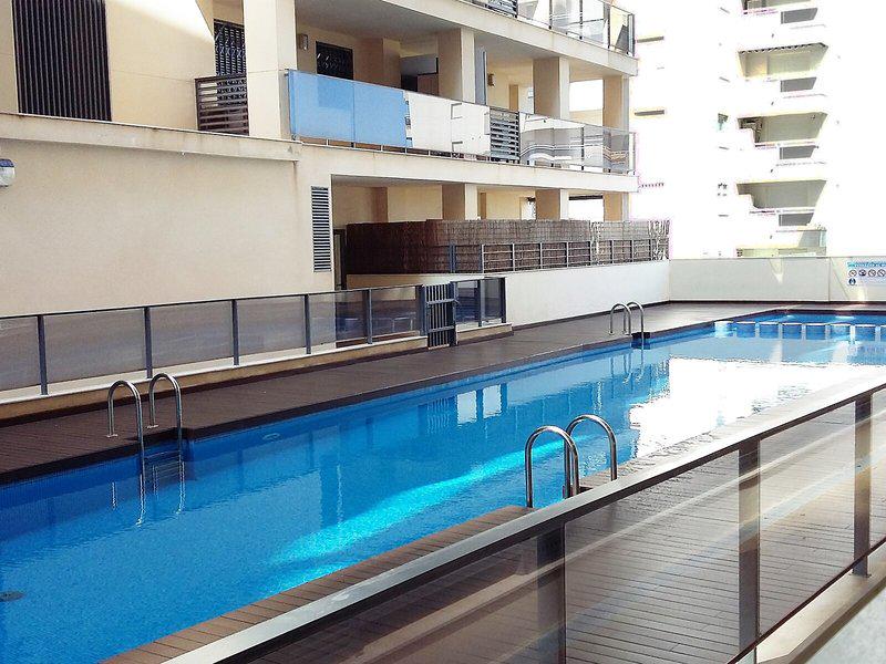 8AC09B187A75576C8B8933EE27D7ED86