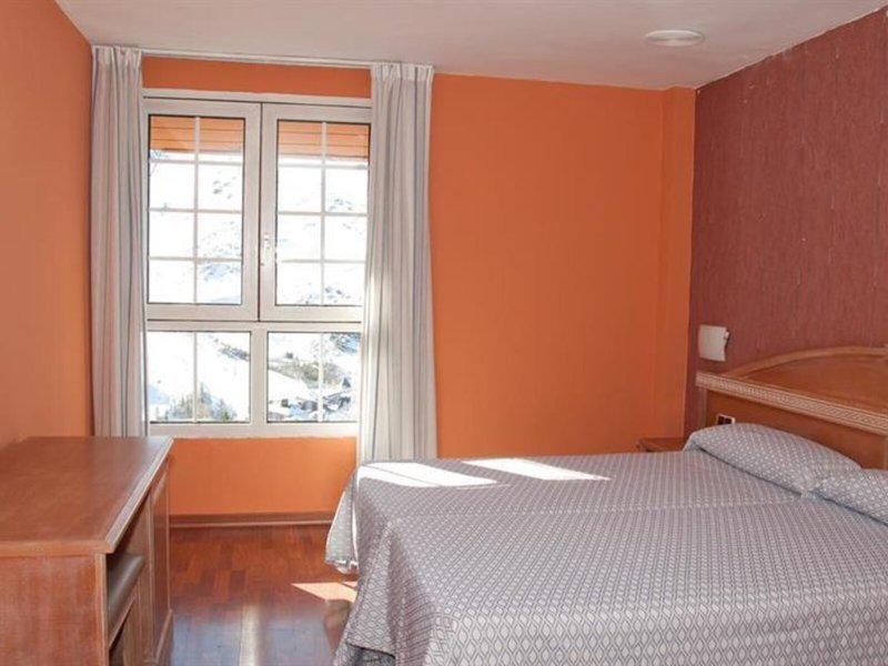 C3FEB8F5534BDF2D41554986E4824209