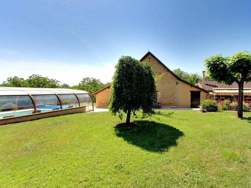 5F4176CFE0946676BB3F7BB1FAF4732B