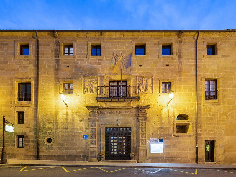 F24A704FA51AB03E9109991AD7EEF707