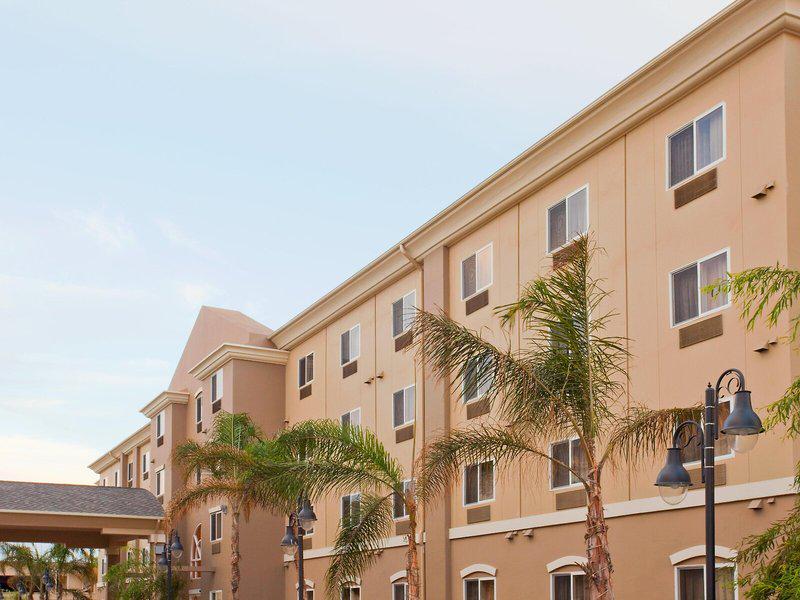 BAF26F73997856C4C0E28F9E0F5804AF