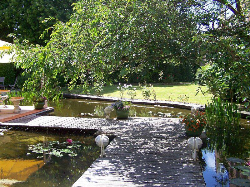 4E97A37F46DB3EA41D14845F53589B6E