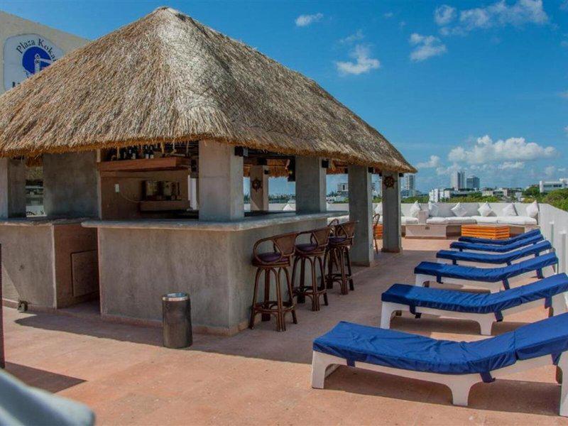 828D89A2371063D45B014178322BA5BB