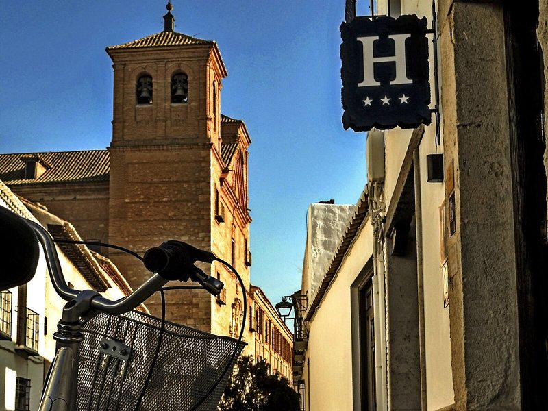 3FD0764AD18C2717E71ED29726E9BE9C