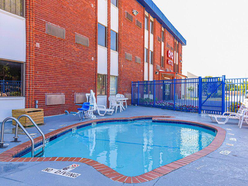 E546146EA941B390BDB77DD2F0484915