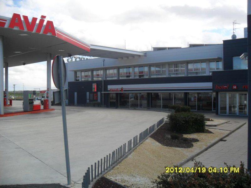 38C660FED7C9B6785E069F36039FCFB7