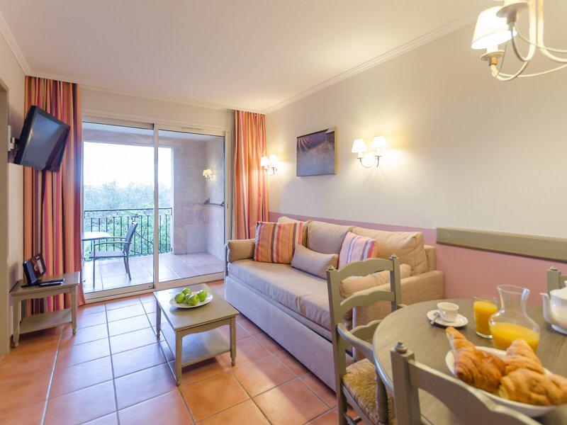 8AA4CD2AAD3501EF54CE1821C83A0EF8