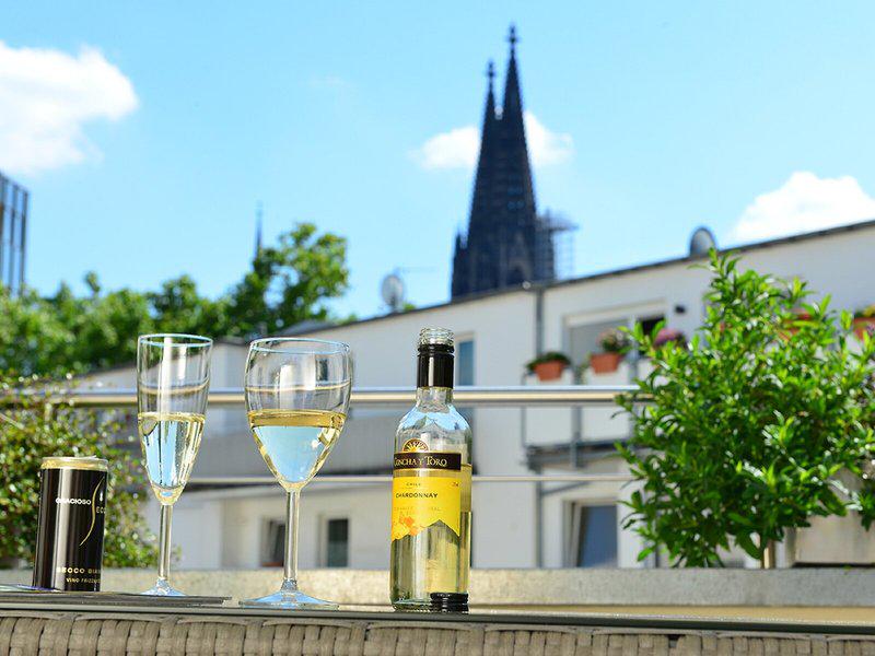 DB3B960145D4094EC799C1344955A003