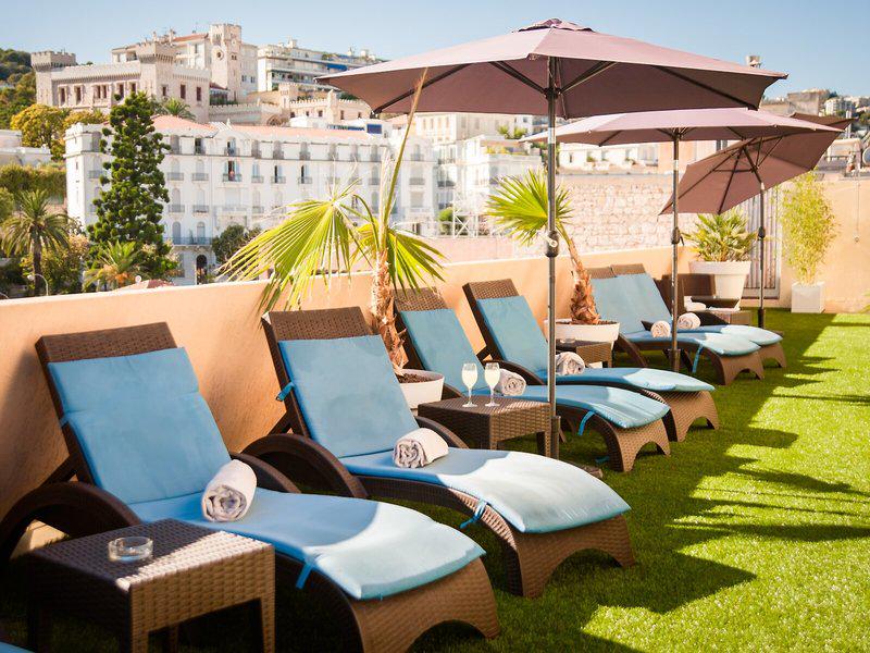 0829C230615C550B6D27A94E56B91880