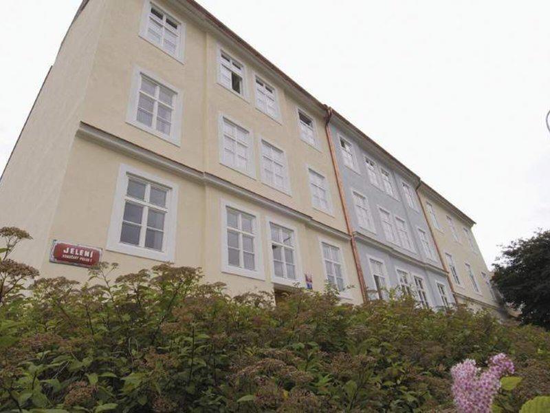 CB323535878978CE124A122721E113A8