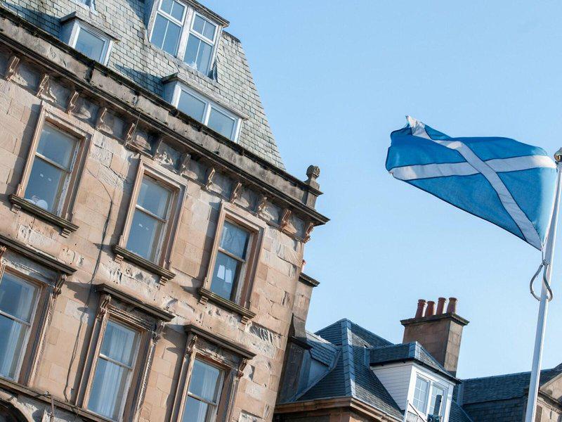 9783C1981F8B1FED6E8E7A24E396092A