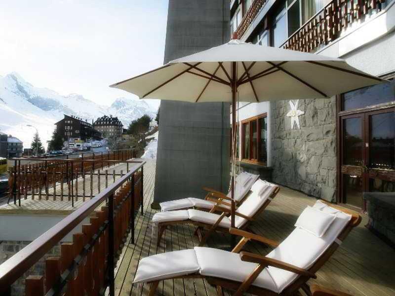 8B7705900789AB89F6F762ACC56364CC