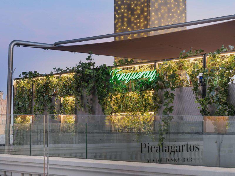 D6AE890743D42ACC8D4FEAC4FC3A030D