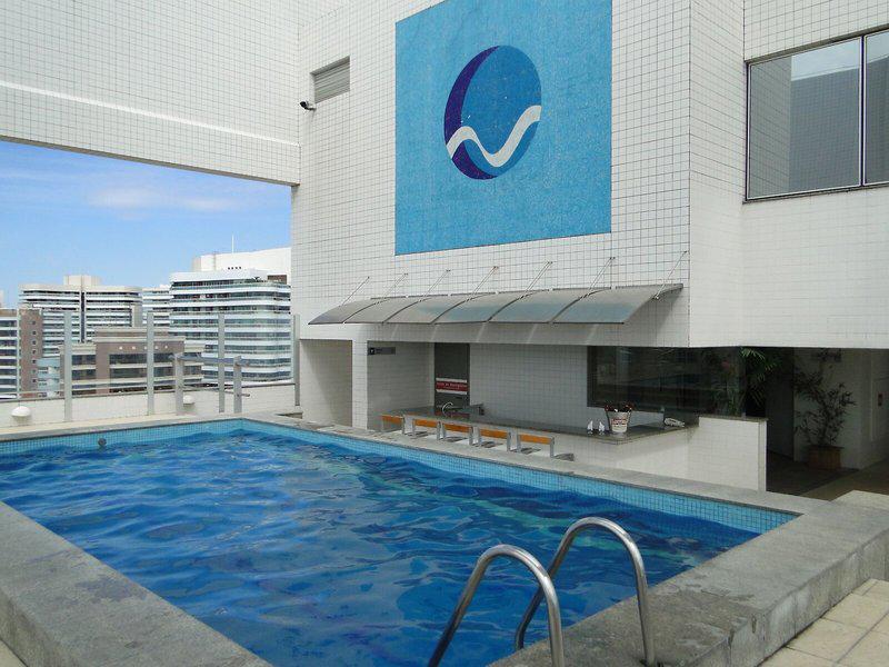 1EAEB8679D59B40836E66E1CE21355EE