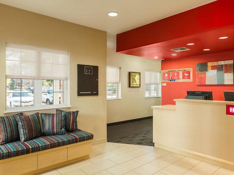 9672F4370A2FD0C43549DE9023555925