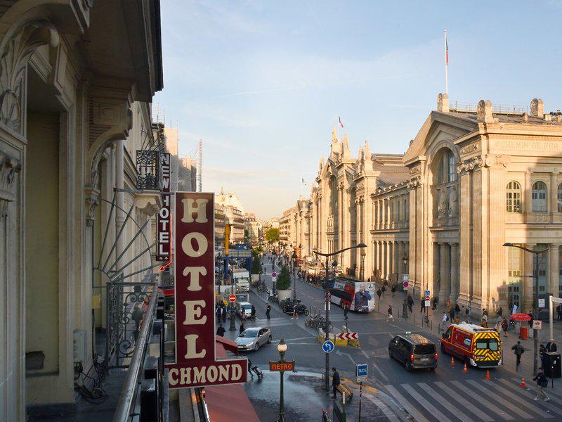 DA9B090A8F92D9378C51A493FA0B9F18