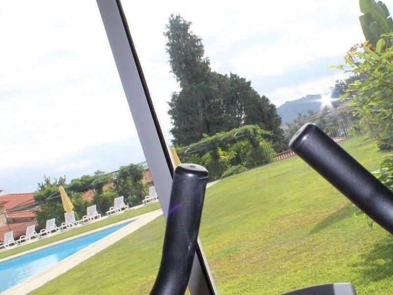 F3AAB651E6660B7BDB7B43DA320ACBA4