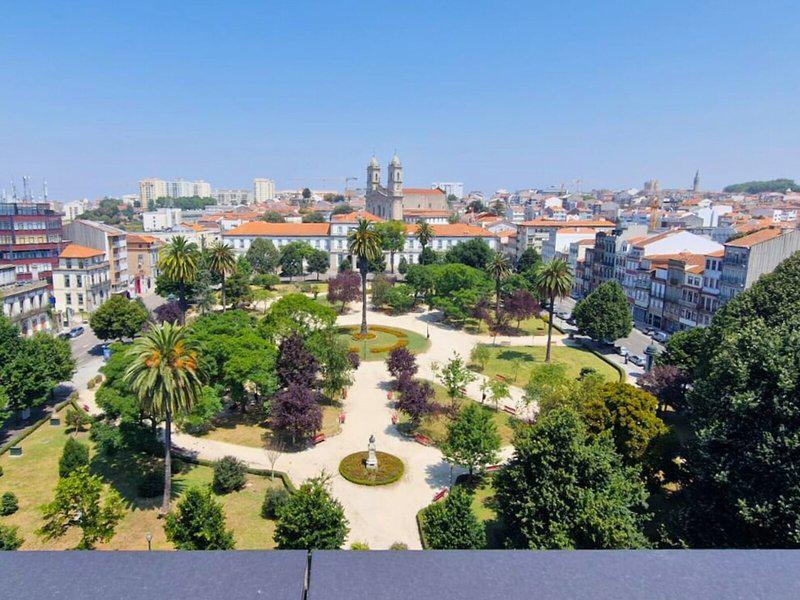 183D8C5C0E60DB1DABA6C982EDC2107E