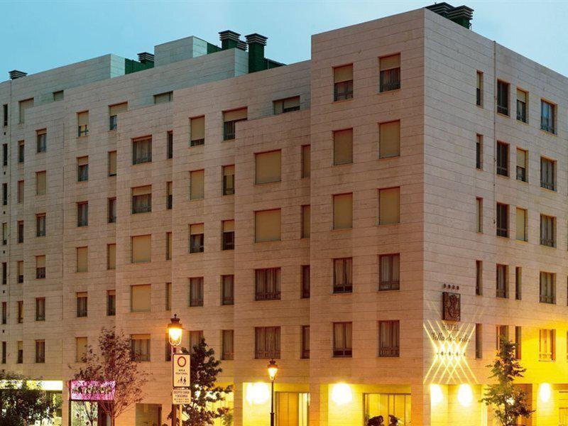 EC6394BBE3E28FB9F4909D3333E1E7CD