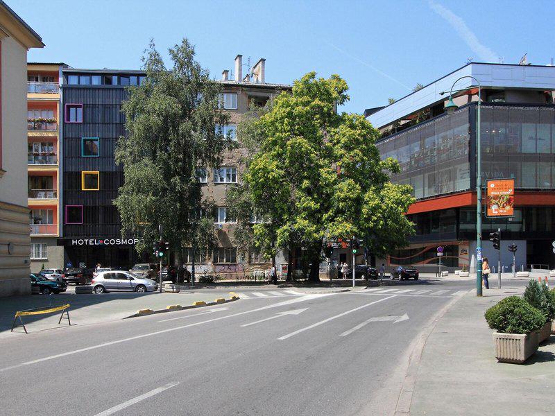 F55D5CA542AE6FFDEEBE87FB0E52D4BF