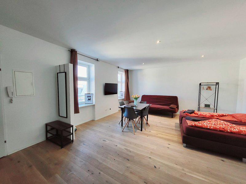 7E9641B19E06C729FAE14DDD7CED15AE