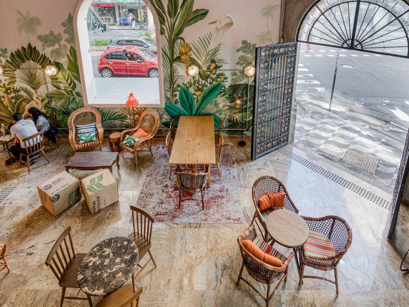 A3FC4AA8436F8DB97D692051751D0355