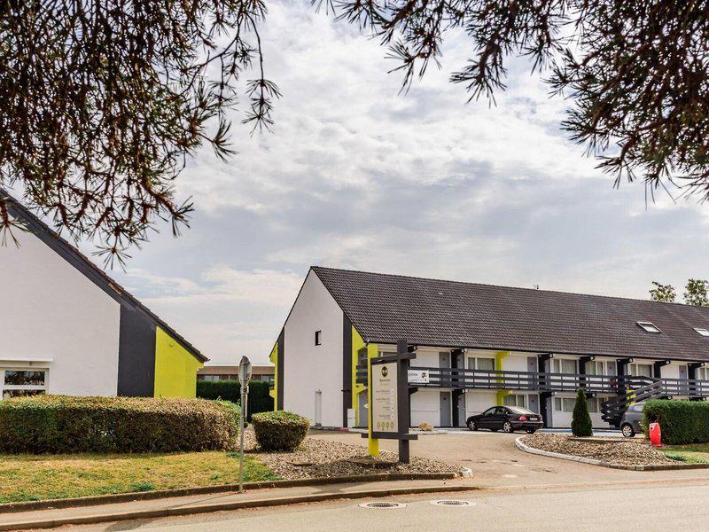 24667F0AB933272E7C75732815A2FF77