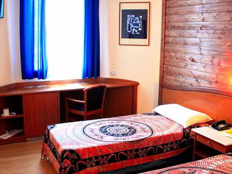 7B54C58E716896CFA2570FED7CDA62E2