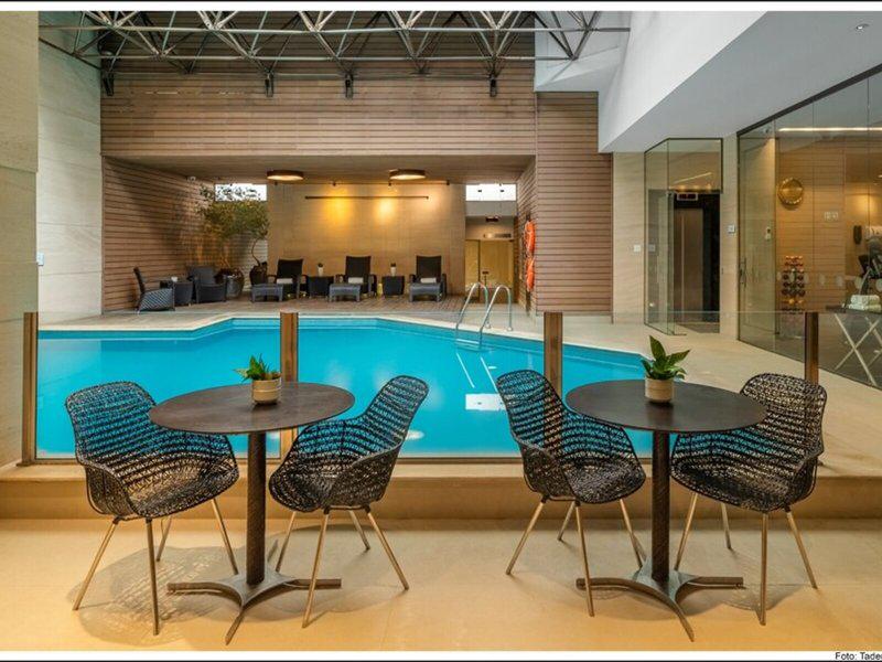 7F7C633E79A0A3249A7EB5D25287A585