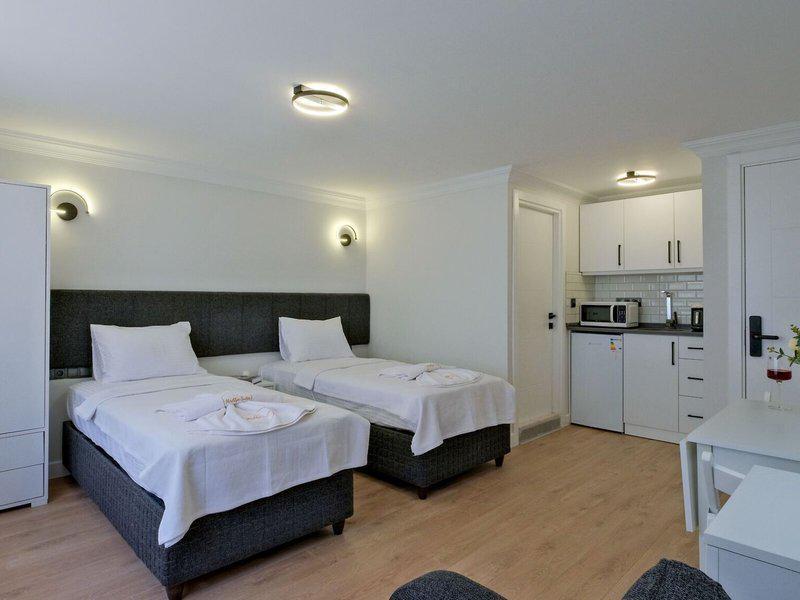 77F2C7D42009026B01B704B400367724