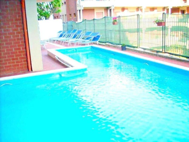 AA7FC8CCE540DE0F4F77A6F625EC349B