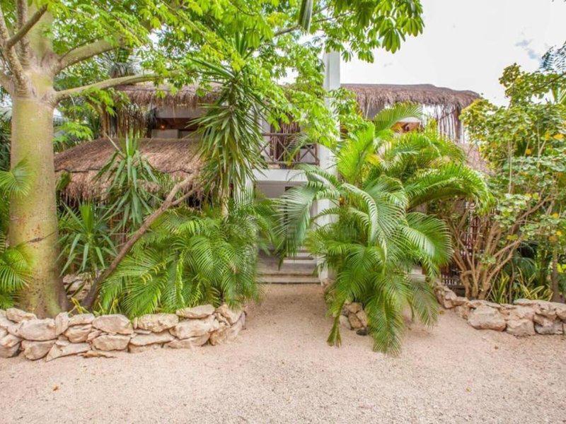 BCE3CBE3D72A0626D8DB4026A198AF94