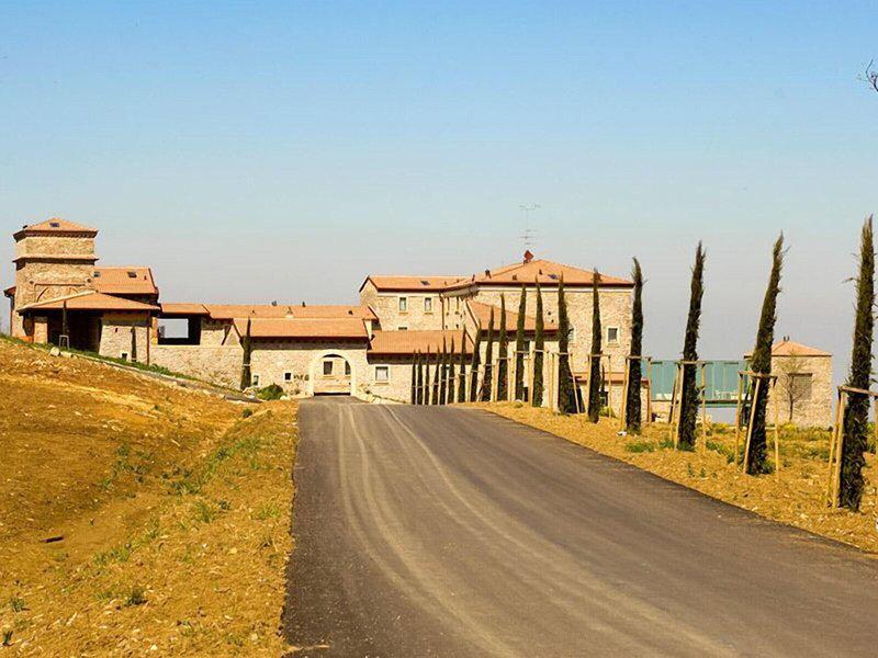 3F8933DED472F1BE040A7AF971AD38CF