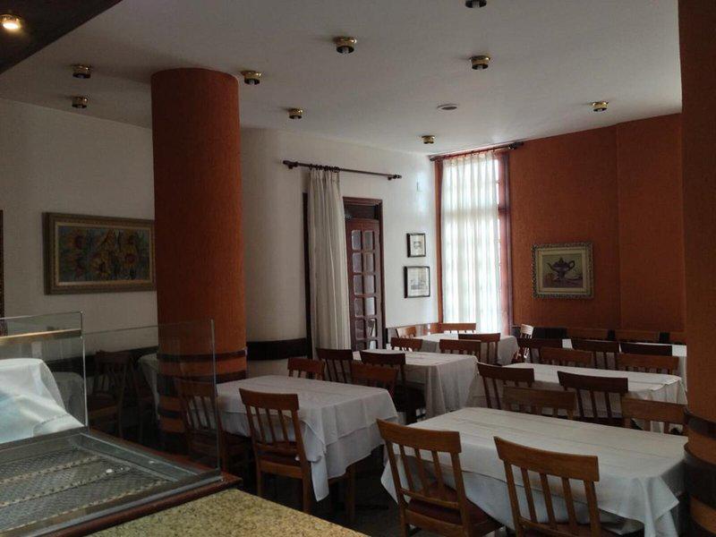 51FB0EF4505B75C2AFBAA27AA0E2A454