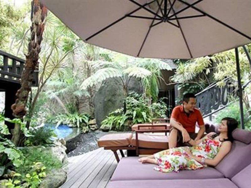 6297FC0BD0CFA6D401987F34DE5968C3