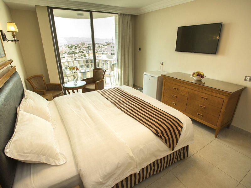 8DA257F5BDA72B3F5D706A7096356DF4