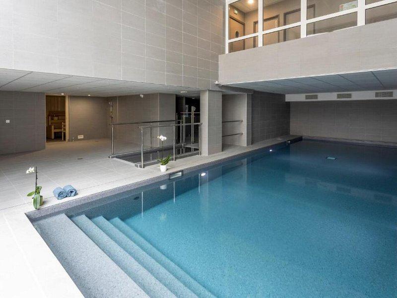 5E375ADEAB097E8B06DAEACB2FFE325F