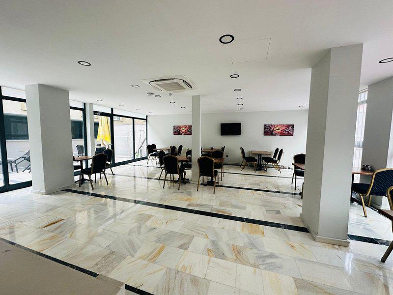 C1A187D78A5773BAB7DA228FAD11890F