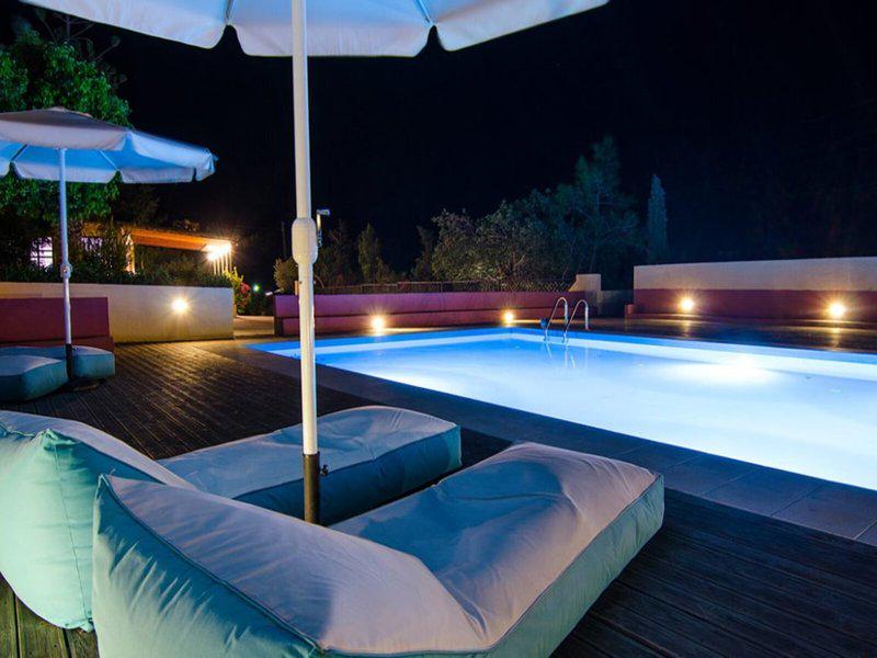 FADB475C763E416AC95CE3871A09E090