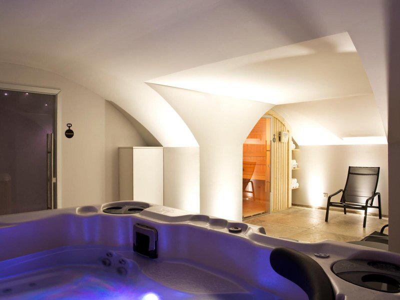 640F43A813479010D65B49183E0AB8CD