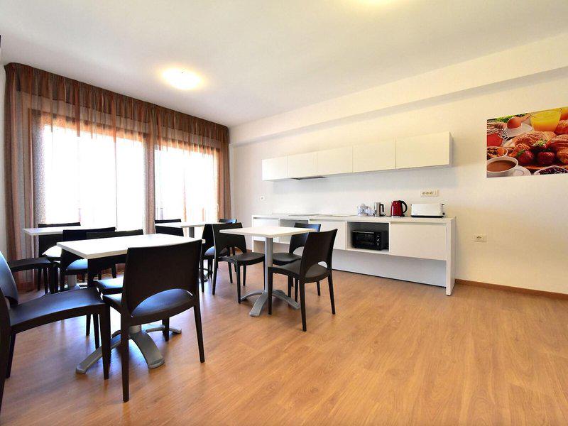 D32720FB21AA2C3D0969ED2D1D567B59