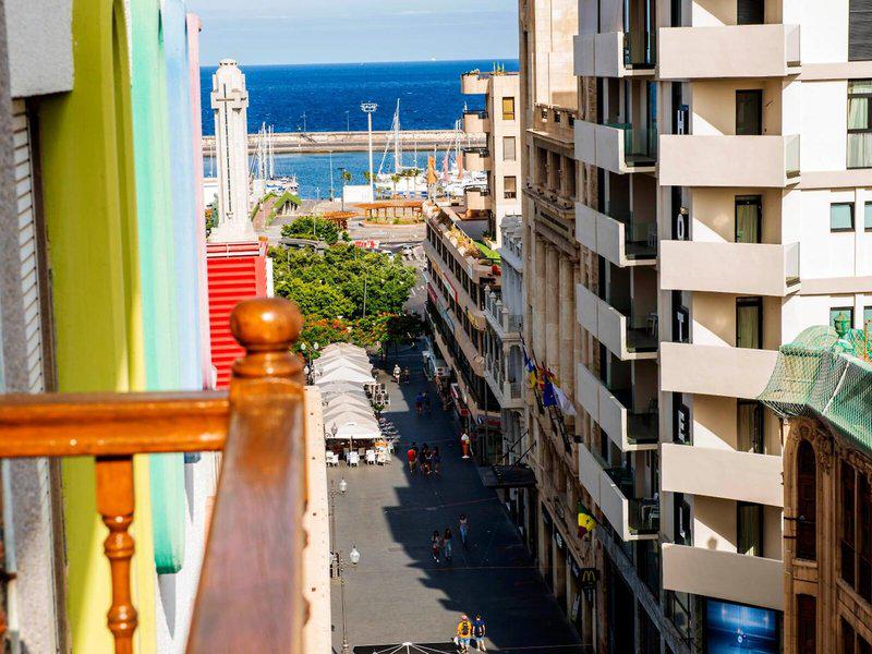 06043EC0A6C4A5E2B2BD7C8D3A40C897