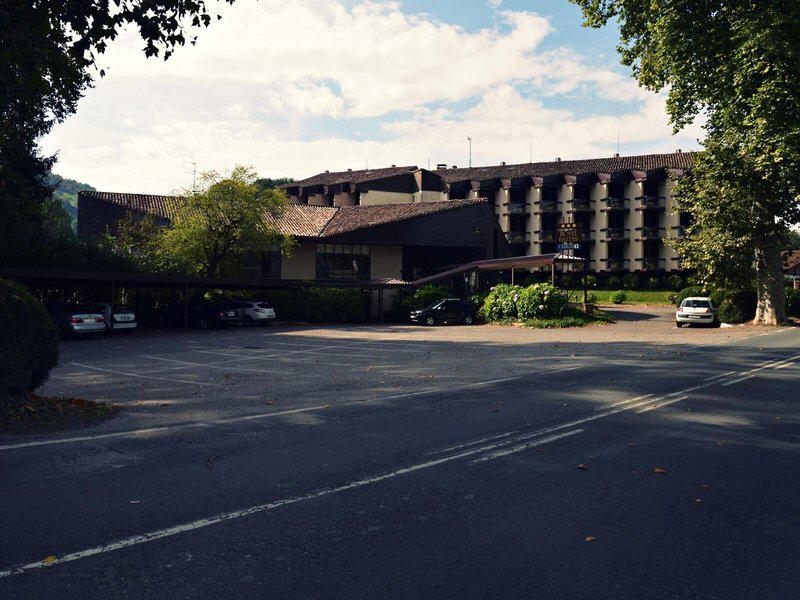 F751429E35DDA253F10875A8C2B9589D