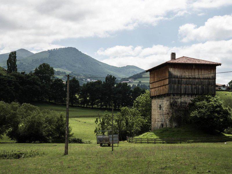 E923973D37349204BDBA25BA2DD24683