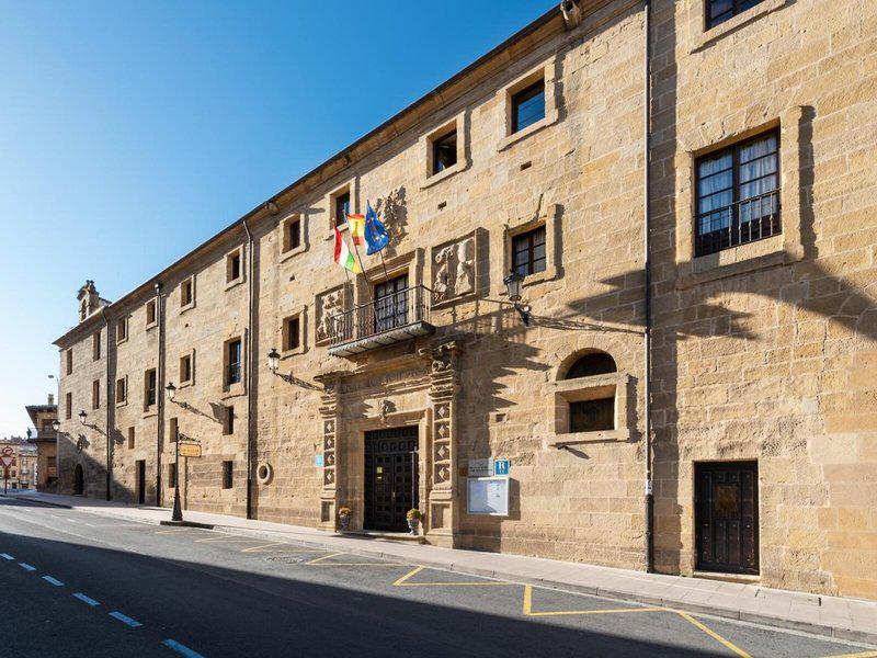 6920A1FAF30E35E66A8CEFBAB97F5590