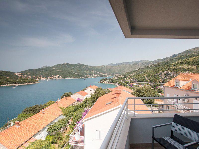 55330B7A0829CF335465AE29EAD4451B